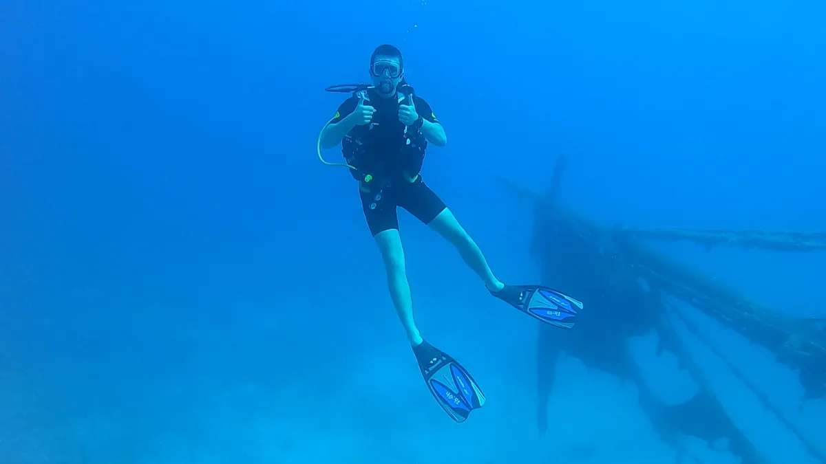 Scuba diving photo used in the site header